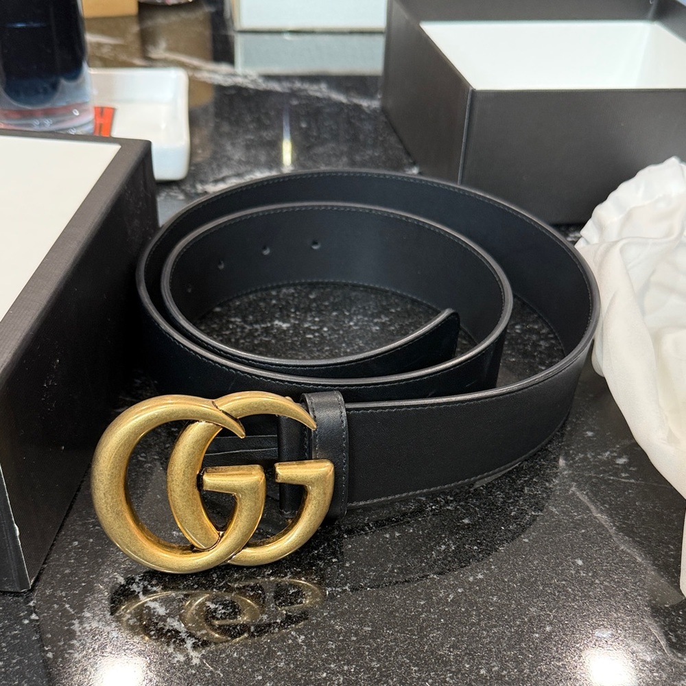 Gucci Black Leather Belt with Gold Double G Buckle